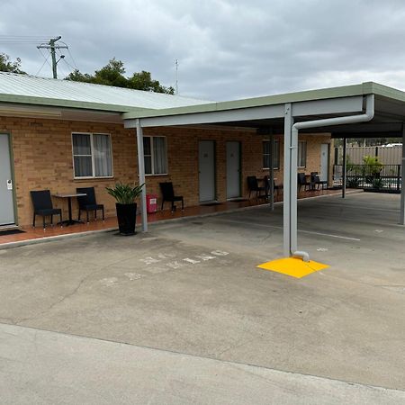 Raintree Motel Biloela מראה חיצוני תמונה