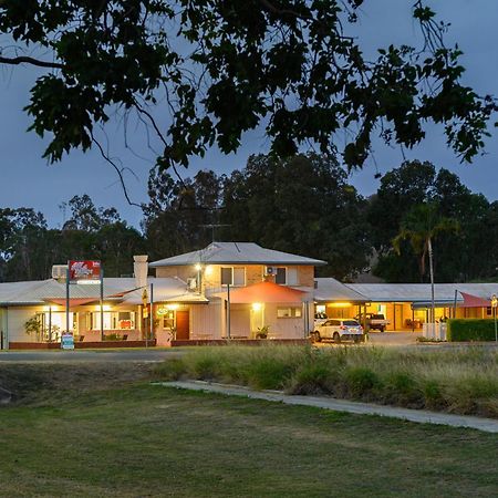 Raintree Motel Biloela מראה חיצוני תמונה