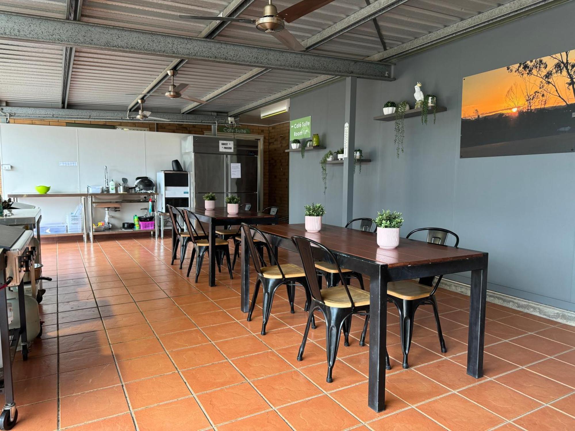 Raintree Motel Biloela מראה חיצוני תמונה