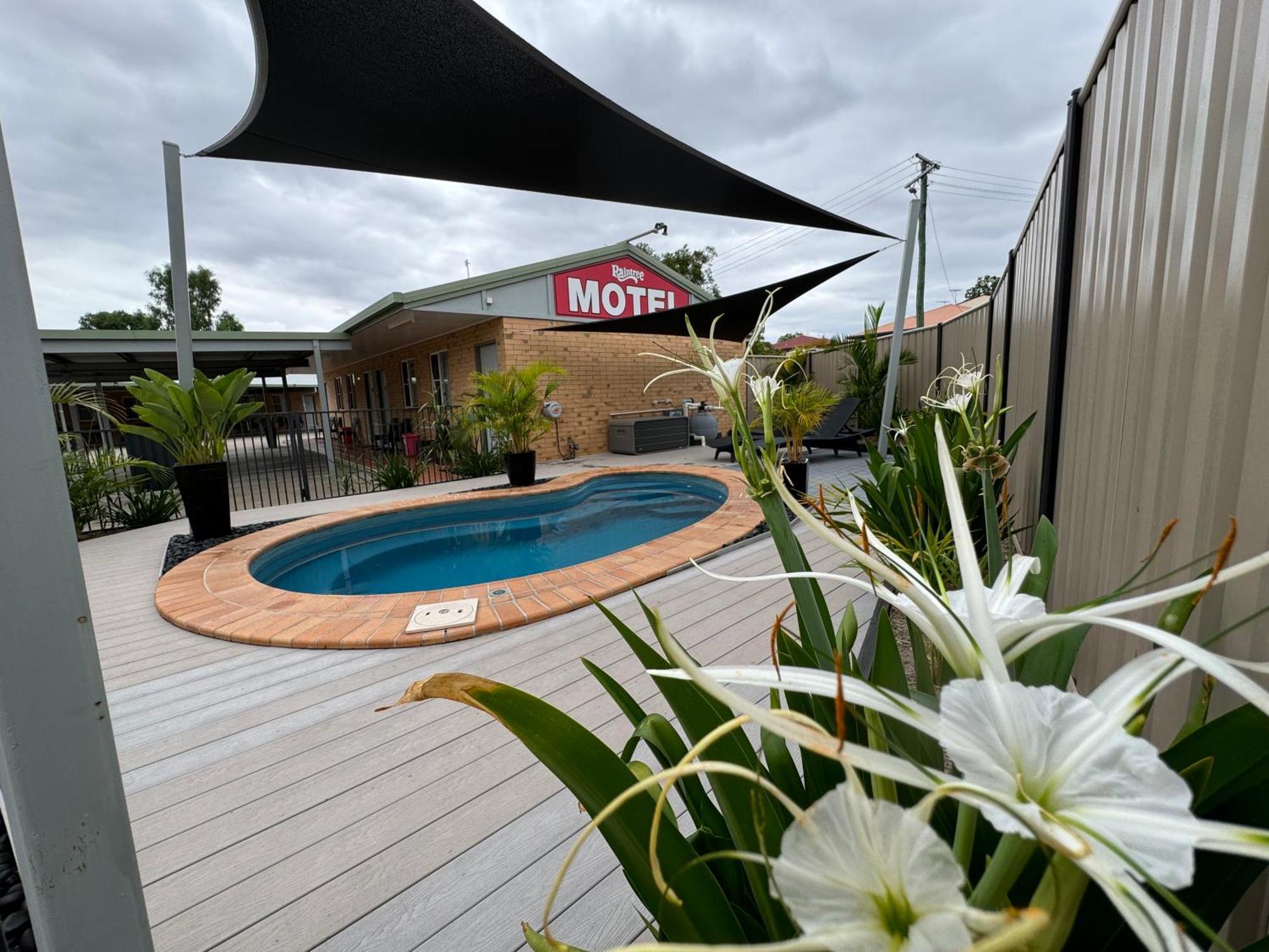 Raintree Motel Biloela מראה חיצוני תמונה