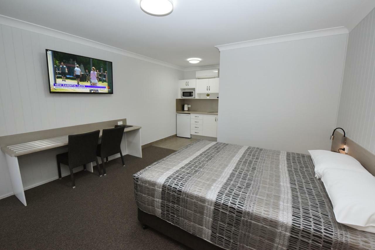 Raintree Motel Biloela מראה חיצוני תמונה